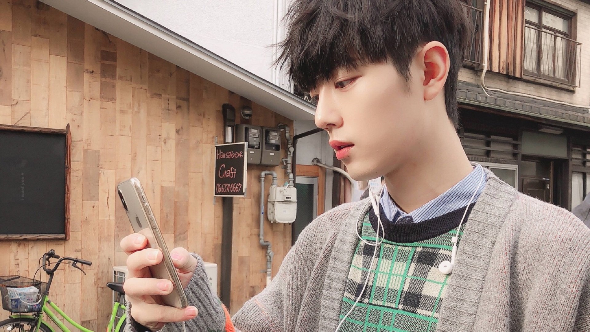 欧冠决赛焦点战,西班牙铁骑碾压曼联夺冠