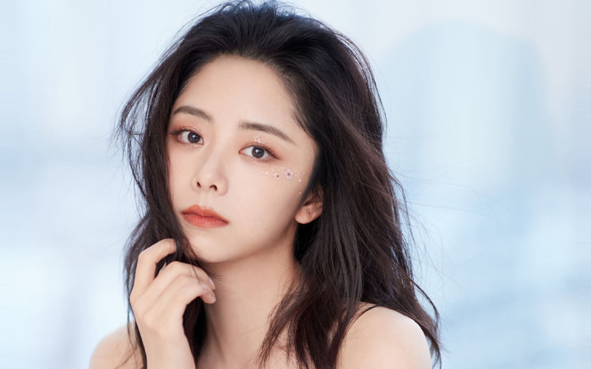 天外来客降临丹佛，文班亚马在约基奇面前写下的篮球神迹