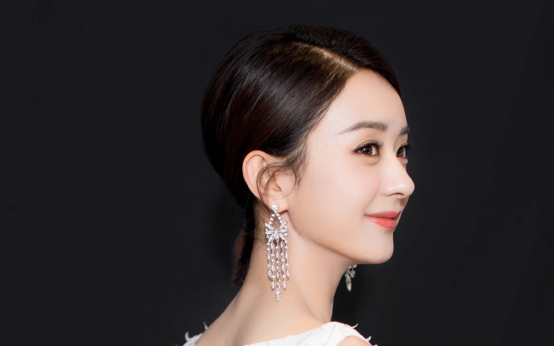 王牌在左，神兵在右，罗德里戈一剑封喉，终结十年德甲铁幕