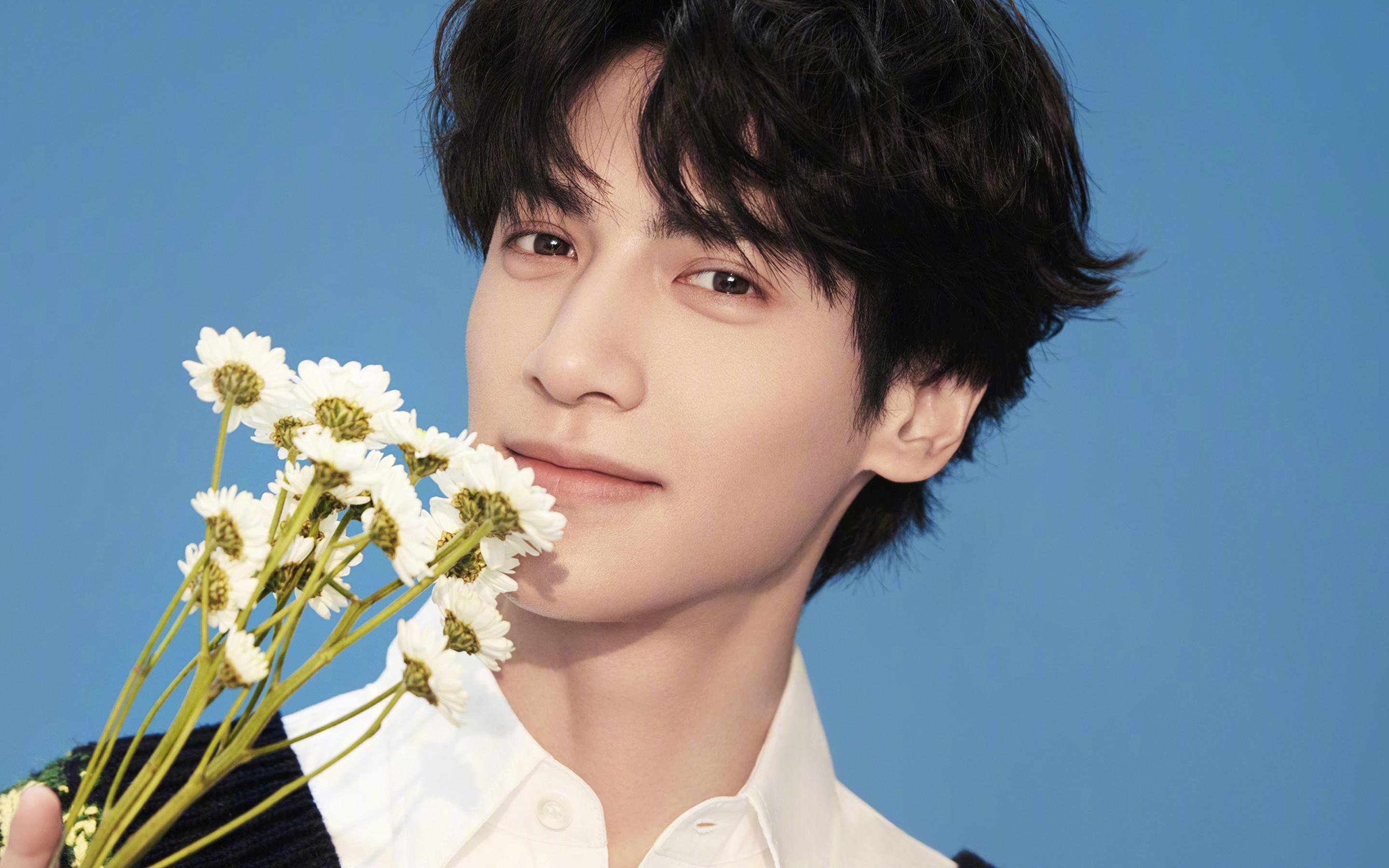 赛场的双重奏，当开拓者险胜广厦，约基奇于重压下迸发