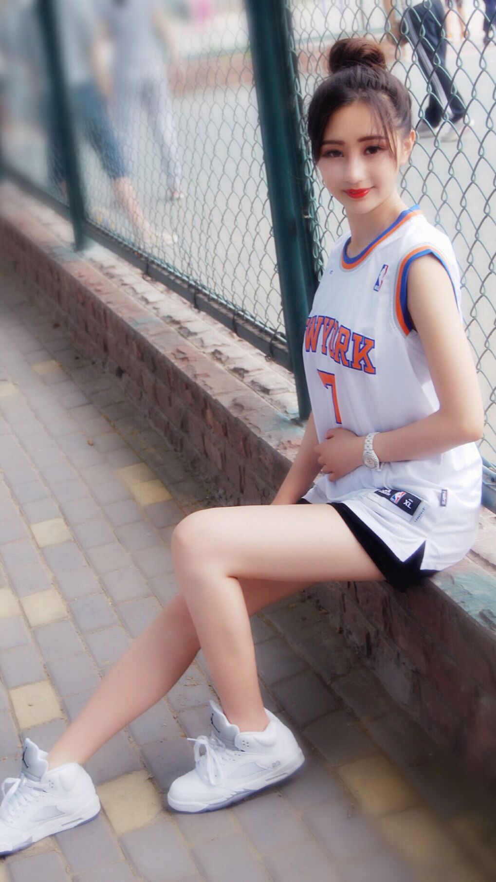 赛场的双重奏，当开拓者险胜广厦，约基奇于重压下迸发